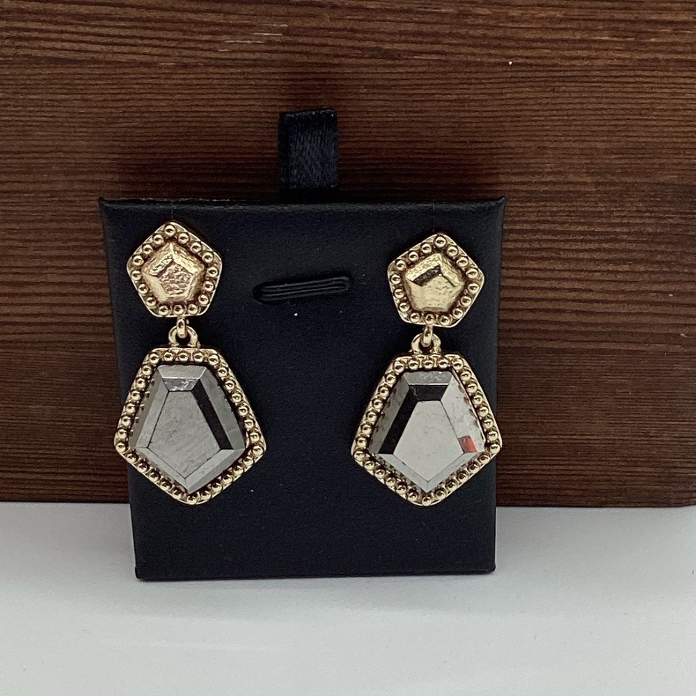 218. Gold & Brown Iridescent Earrings – EUC